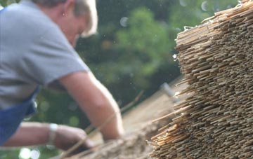 professional Farnsfield thatchers